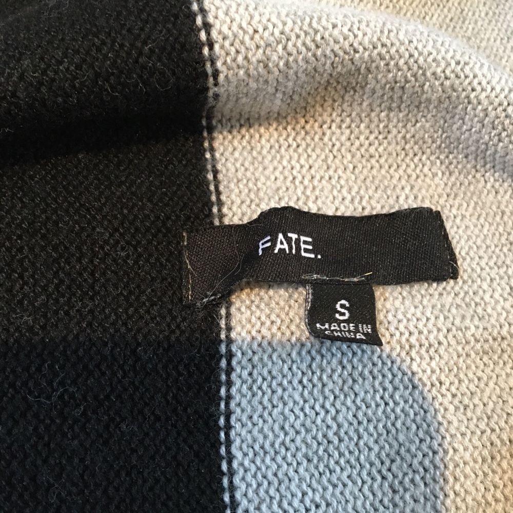 Cardigan sweater - Picture 3 of 4